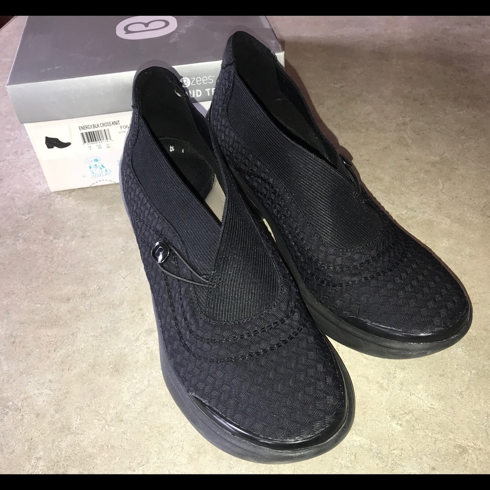BZEES “ELECTRIC” SHOOTIE, very clean, 9M, black